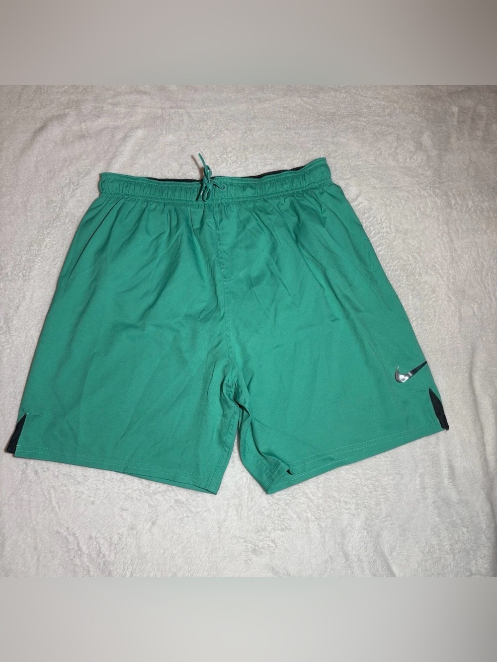Nike Men’s Green Swim Trunks with Swoosh L